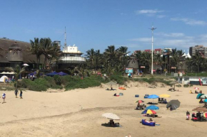 Beach Front Holiday Apartment-Tenbury